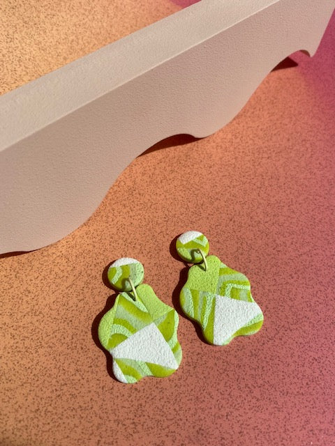 Wavy Lime Dangles no.1